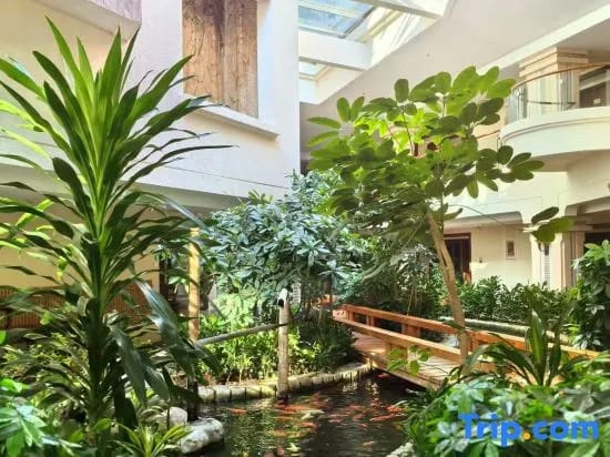 Lilac Garden Hotel — 4