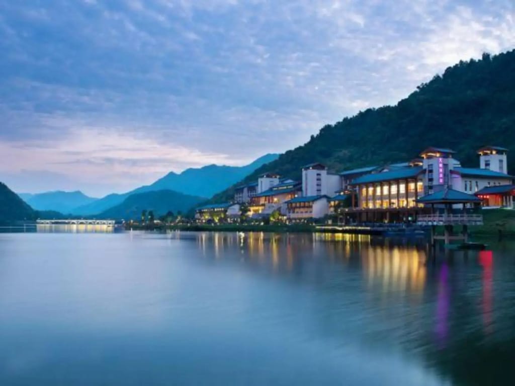 BJG Swan Lake Hot Spring Hotel — 4