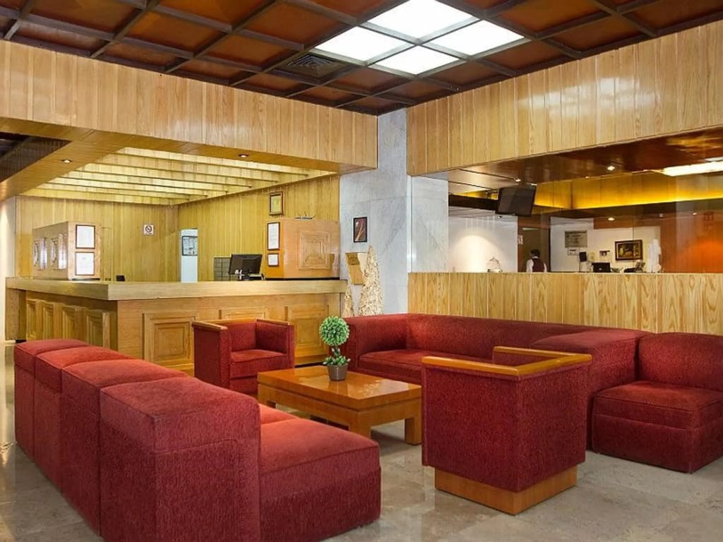 Hotel Corinto — 2
