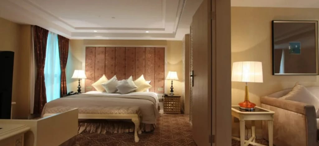 Yihe Grand Hotel — 4