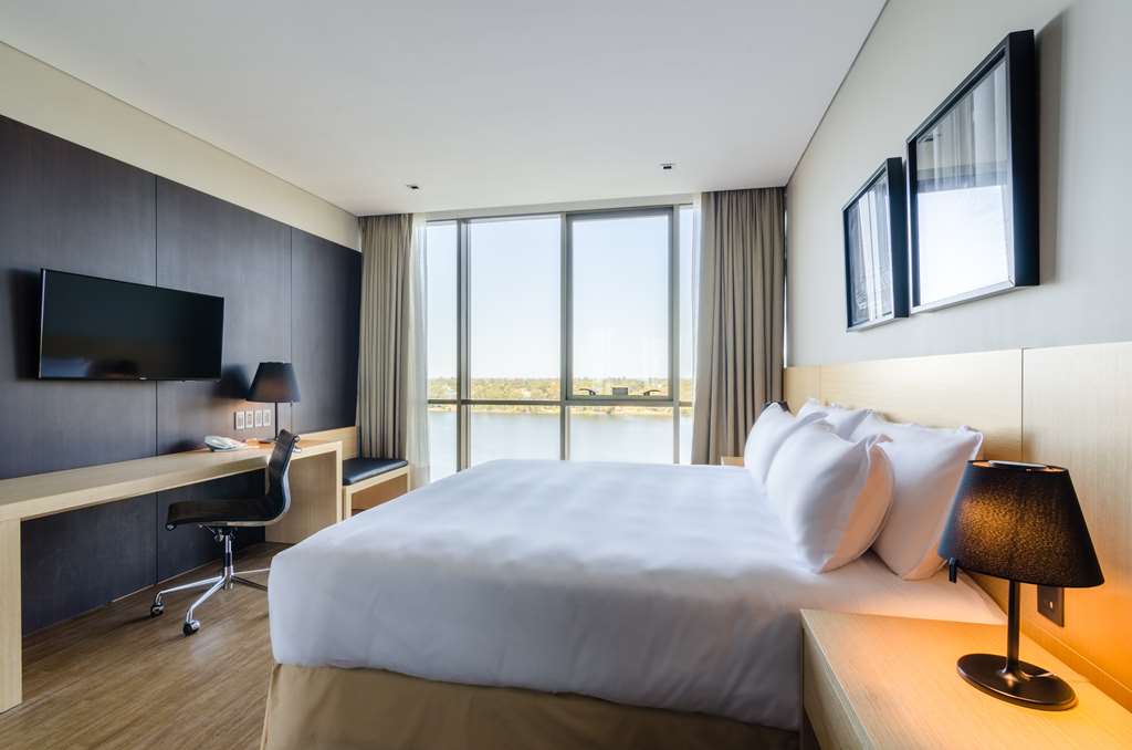 Hampton by Hilton Montevideo Carrasco — 4