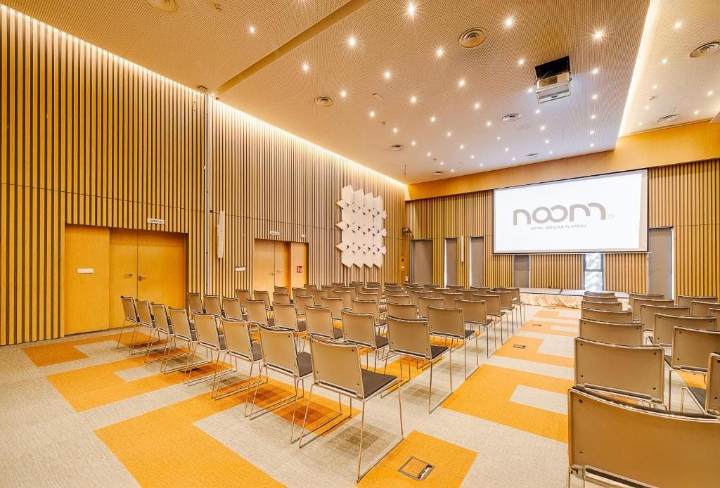 Noom Hotel Abidjan Plateau — 4