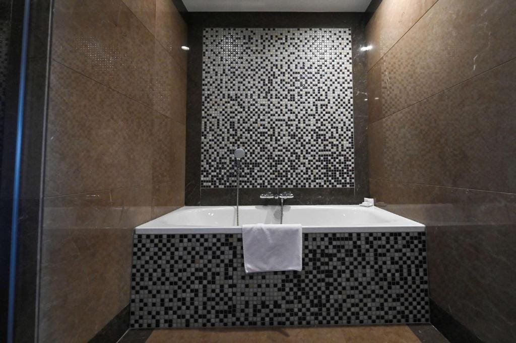 Radisson Blu Hotel, Abidjan Airport — 3