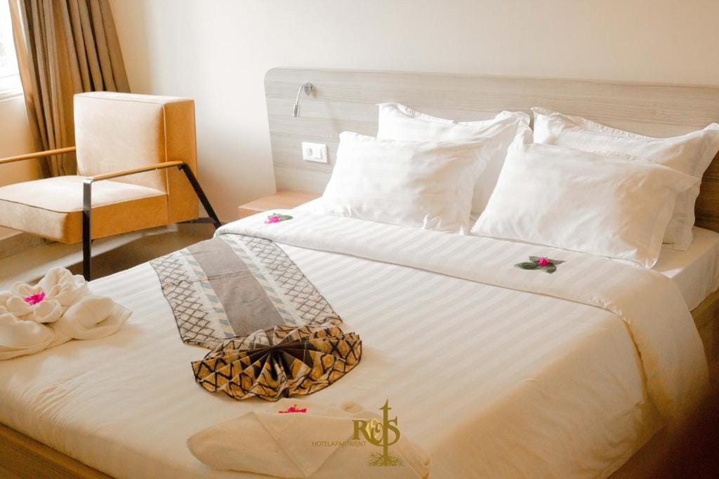 Roots Hotel Apartments Abidjan — 4