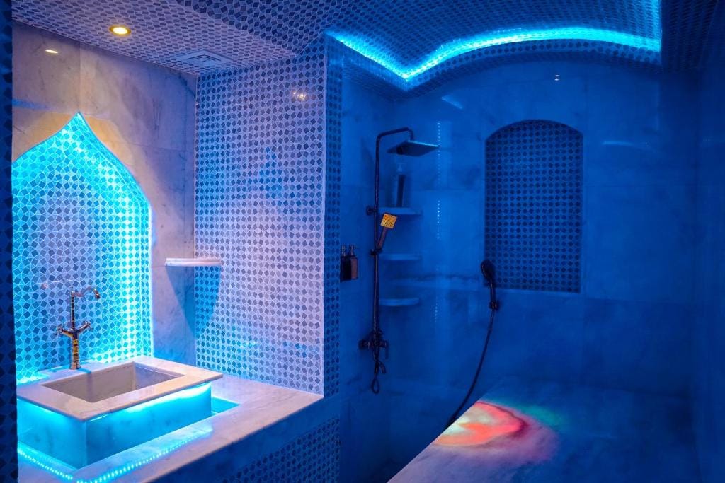 Cristal Hotel Abu Dhabi — 3