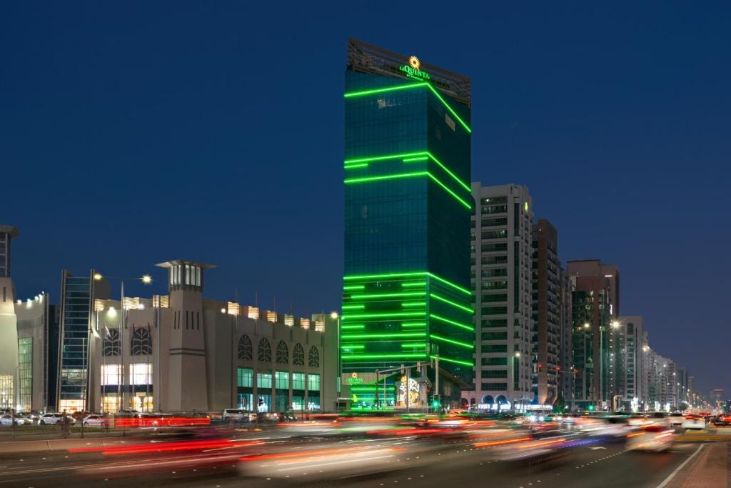 La Quinta by Wyndham Abu Dhabi Al Wahda — 1