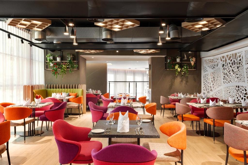 La Quinta by Wyndham Abu Dhabi Al Wahda — 5
