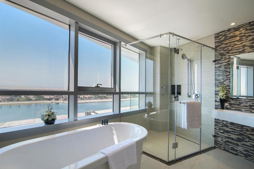 Pearl Rotana Capital Centre — 3