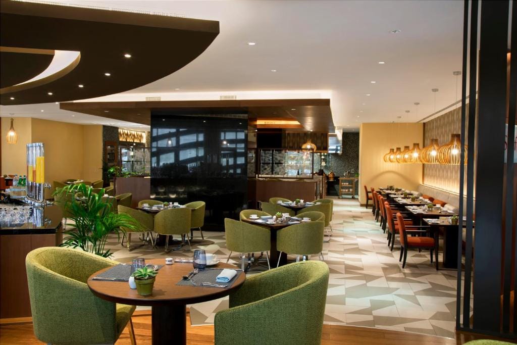 Pearl Rotana Capital Centre — 5