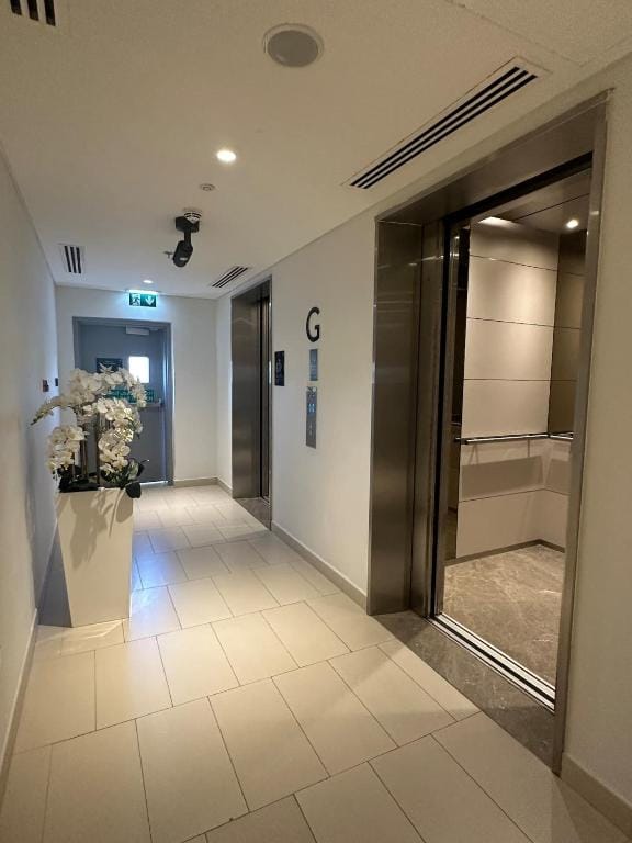 Waterfront Yas 1BR near F1 & Ticket Savings — 3