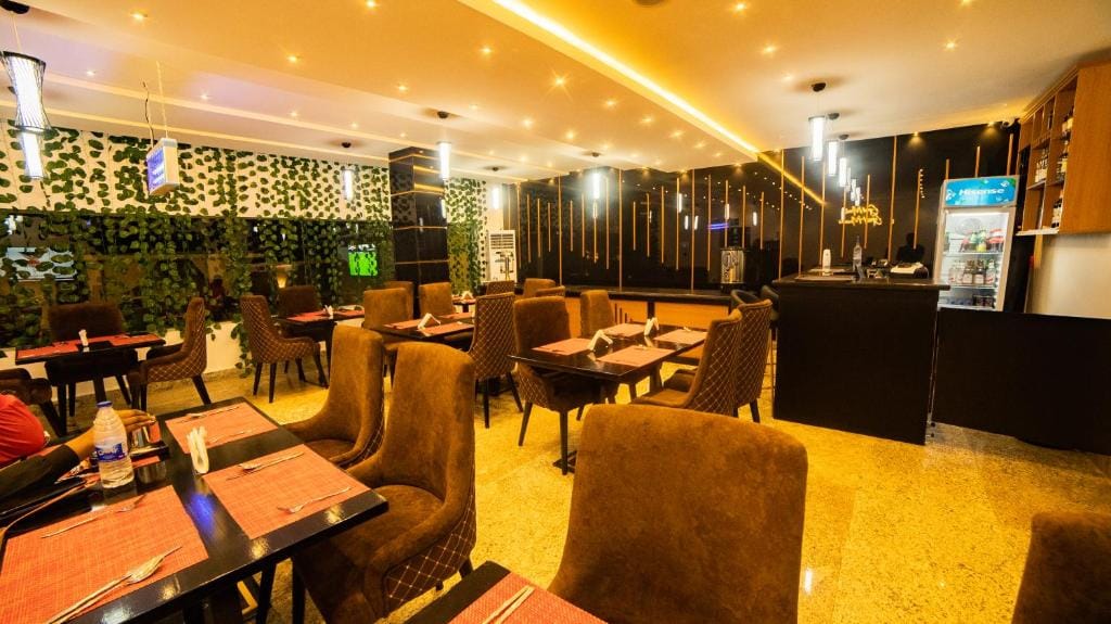 Tranquila Hotels and Suites Abuja — 5