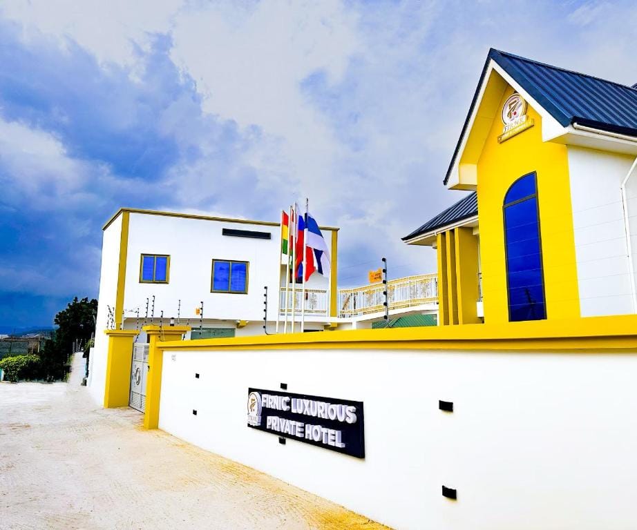 Firnic Luxurious Private Hotel — 1