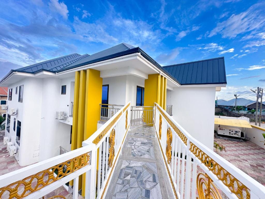 Firnic Luxurious Private Hotel — 5