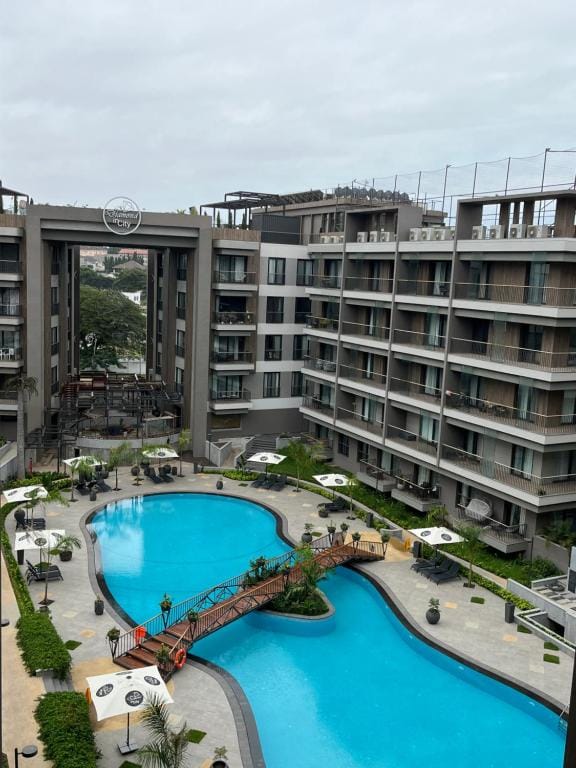 The Diamond In City Luxury Suites By ZENORA Living — 1