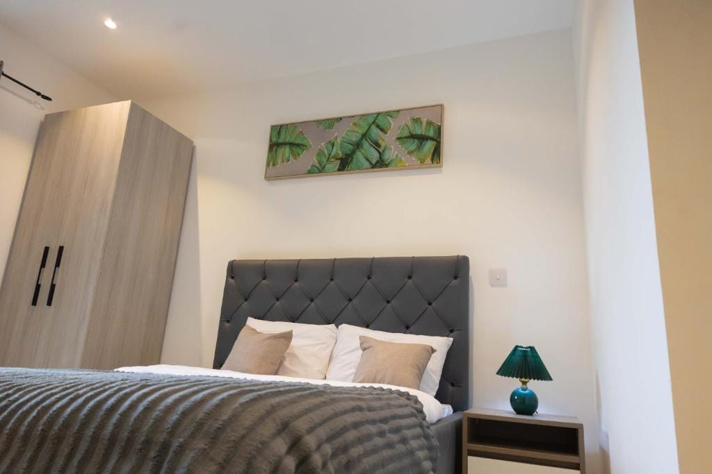 The Eden Suite — 2