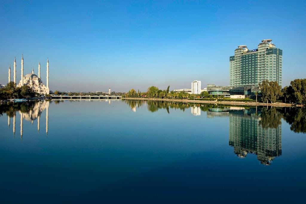 Adana HiltonSA Hotel — 1