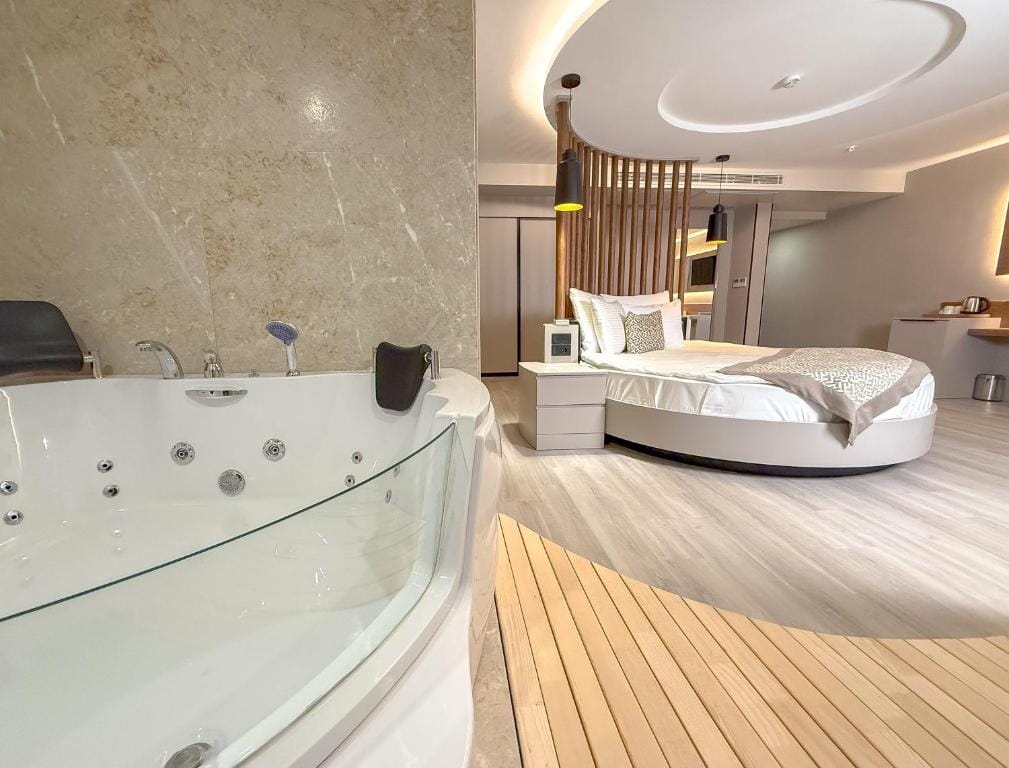 Dedeman Adana — 2