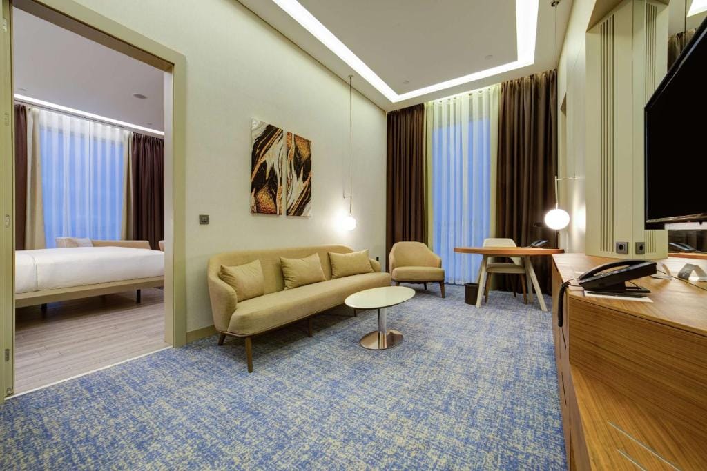 DoubleTree by Hilton Adana — 4