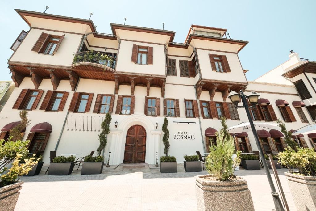 Hotel Bosnali — 1
