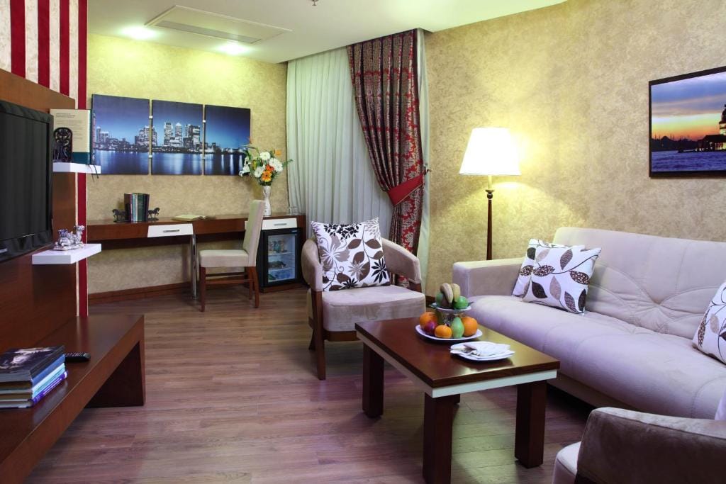Hotel Senbayrak City — 4