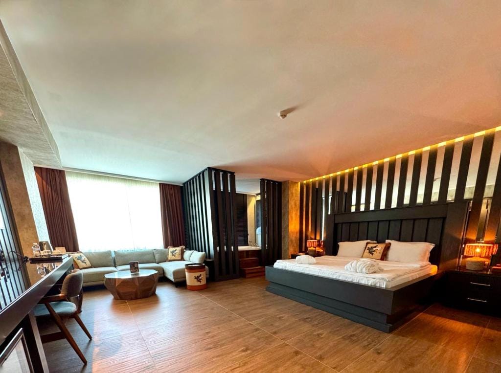 Sirin Park Hotel — 1