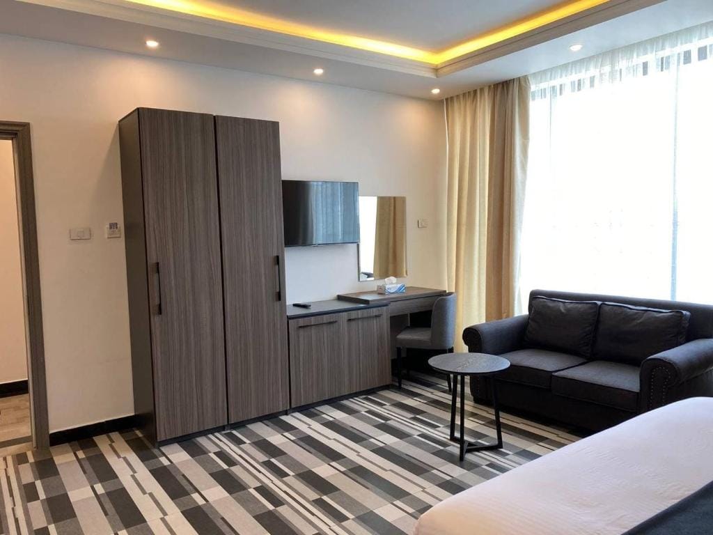 ECCO Modern Guest House — 4