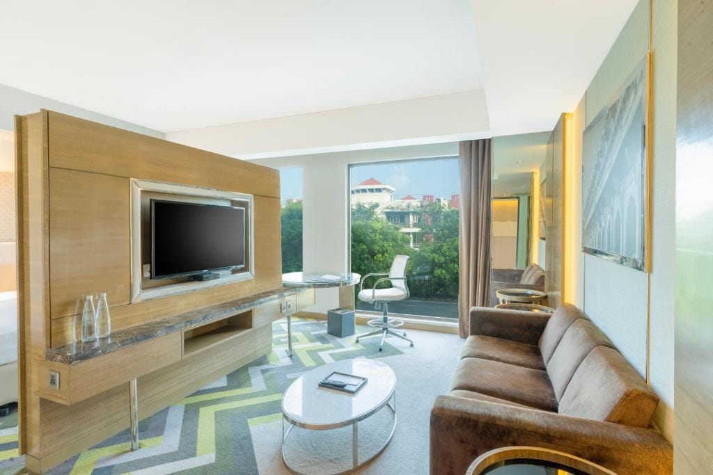 Courtyard by Marriott Agra — 4