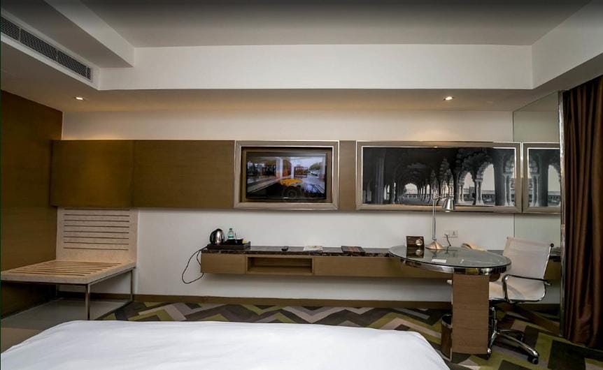 Courtyard by Marriott Agra — 5