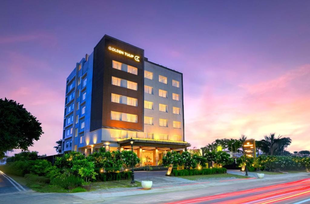 Golden Tulip Agra — 1