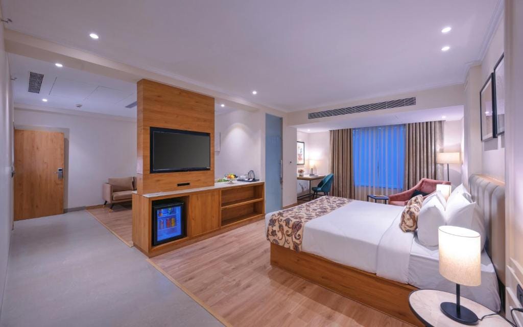 Royale Sarovar Portico Agra — 2