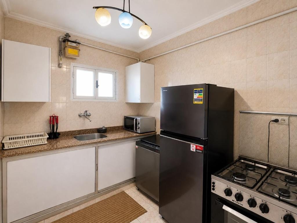 ALEX HOMES - Sidi Gaber Cozy Apartment with Direct Sea View - Families Only — 4