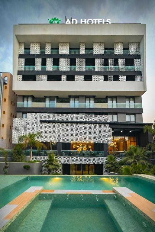 AD HOTEL HYDRA — 1