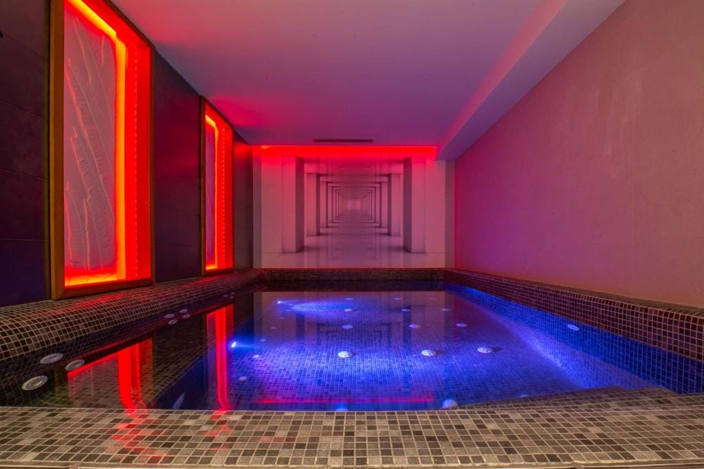 Lamaraz Hotels — 4