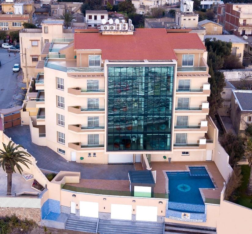 RESIDENCE TOURISTIQUE DU PORT — 3