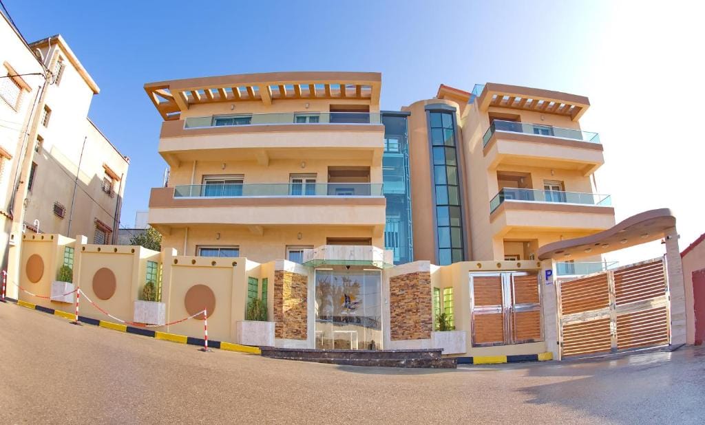 RESIDENCE TOURISTIQUE DU PORT — 5