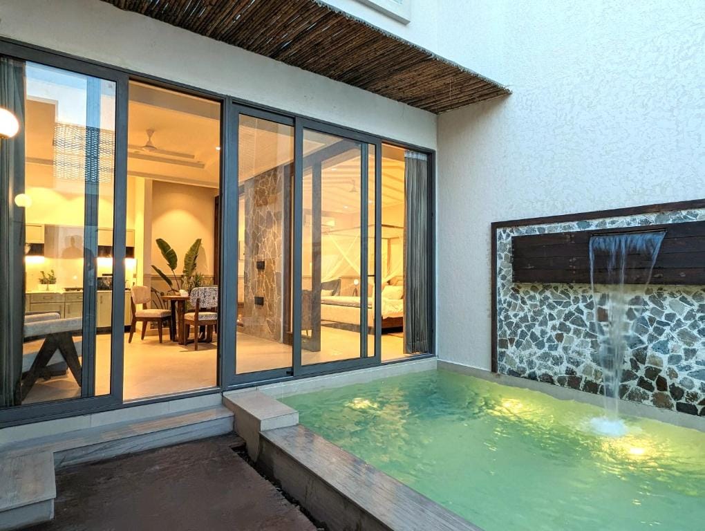 Cape House — 4
