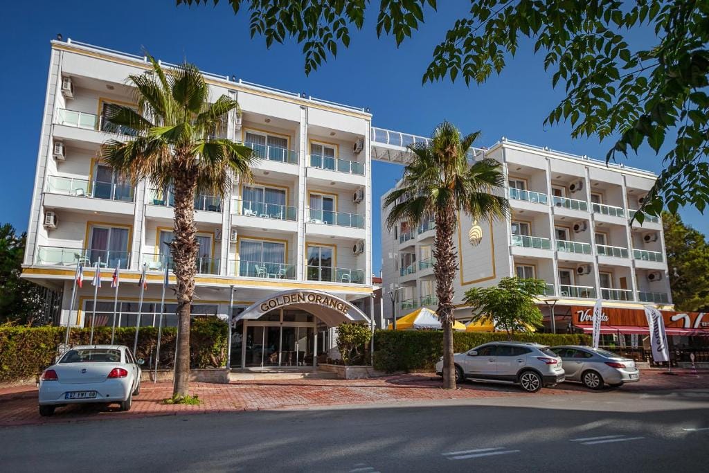 Golden Orange Hotel — 1
