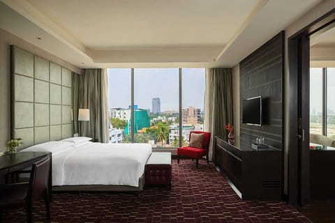 Renaissance Bengaluru Race Course Hotel — 4