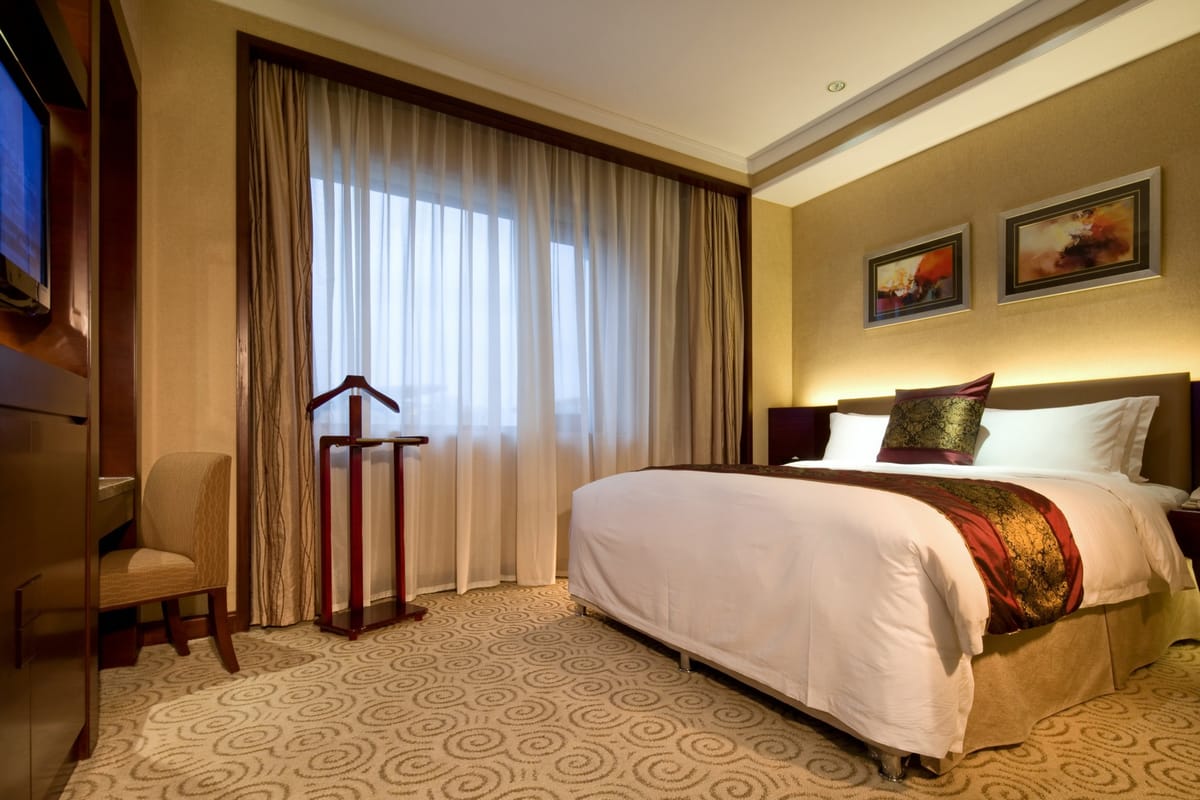 Millennium Hotel Chengdu — 4