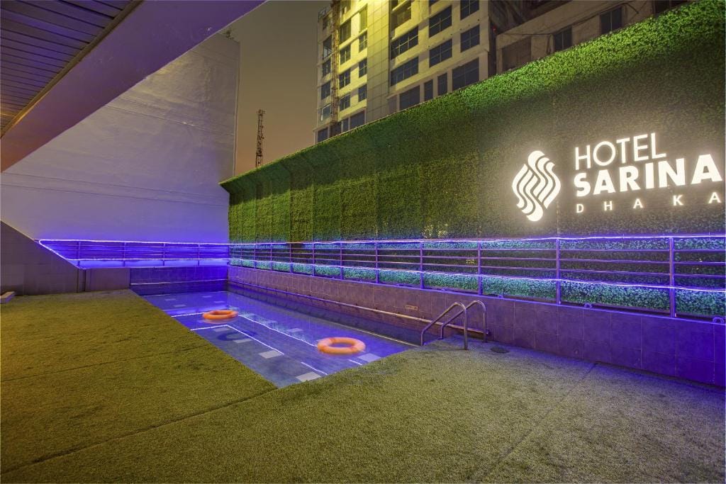 Hotel Sarina — 1