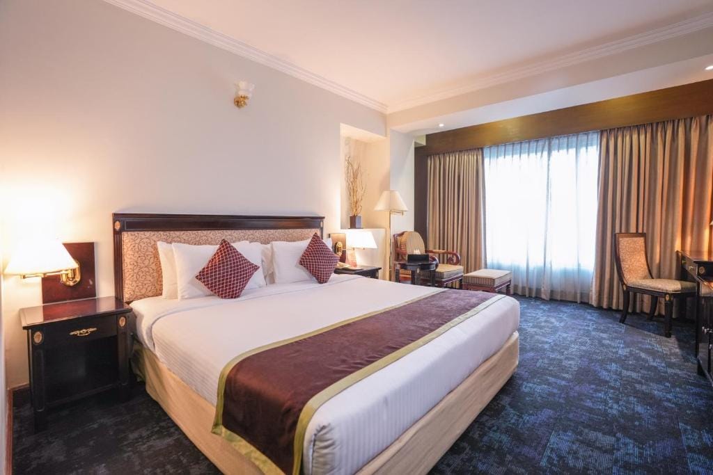 Hotel Sarina — 3