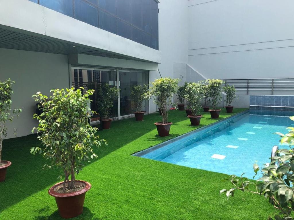 Hotel Sarina — 5