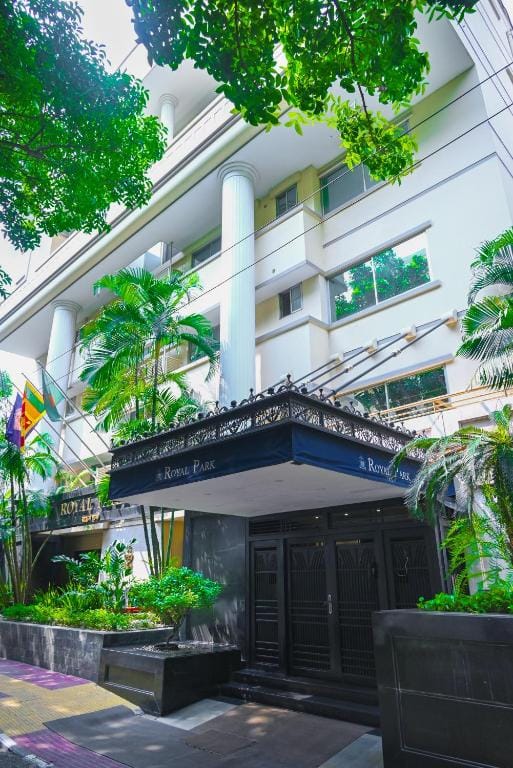 Royal Park Residence Hotel — 1