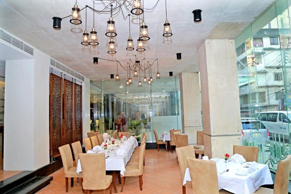 Sky City Hotel Dhaka — 4