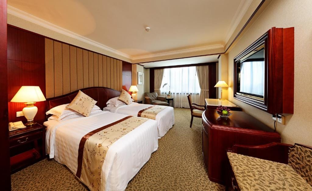 Regal Palace Hotel — 4
