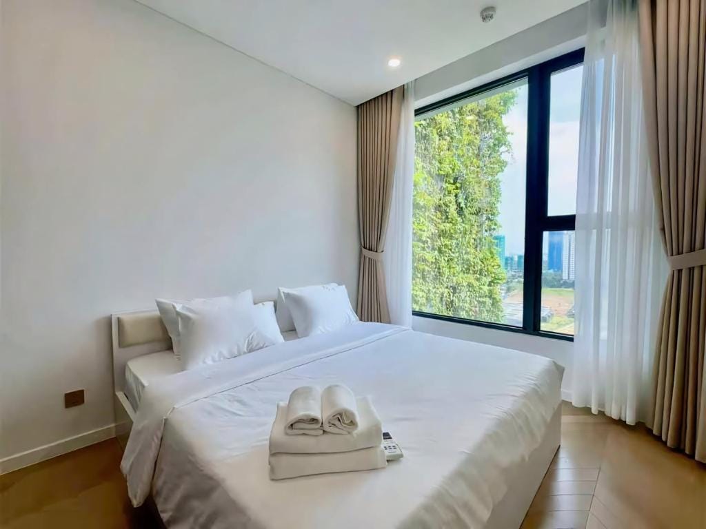 Clasio - Lumiere Riverside — 2