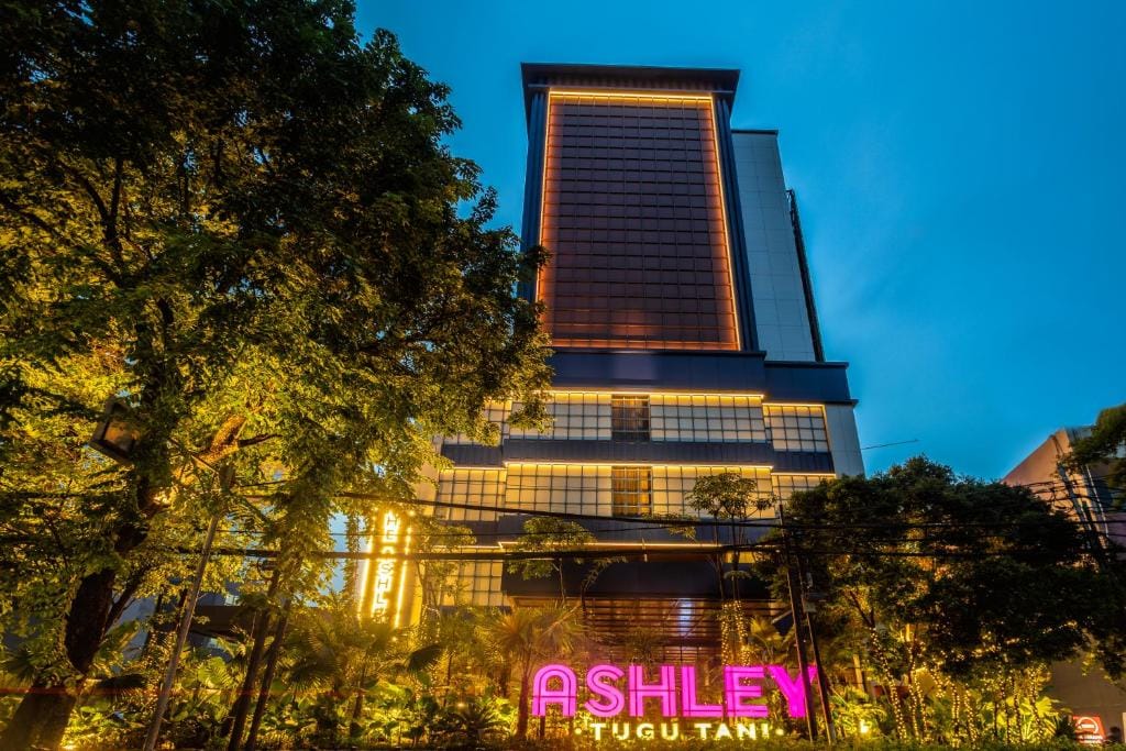 Ashley Tugu Tani Menteng — 1