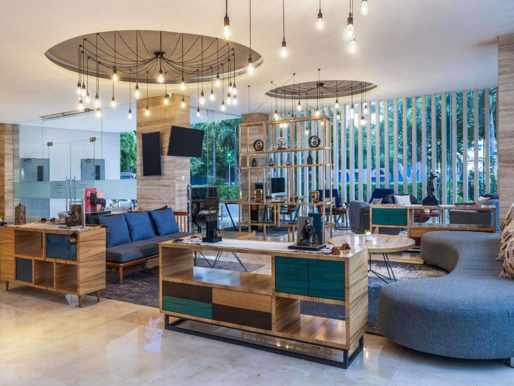 Mercure Jakarta Cikini — 2
