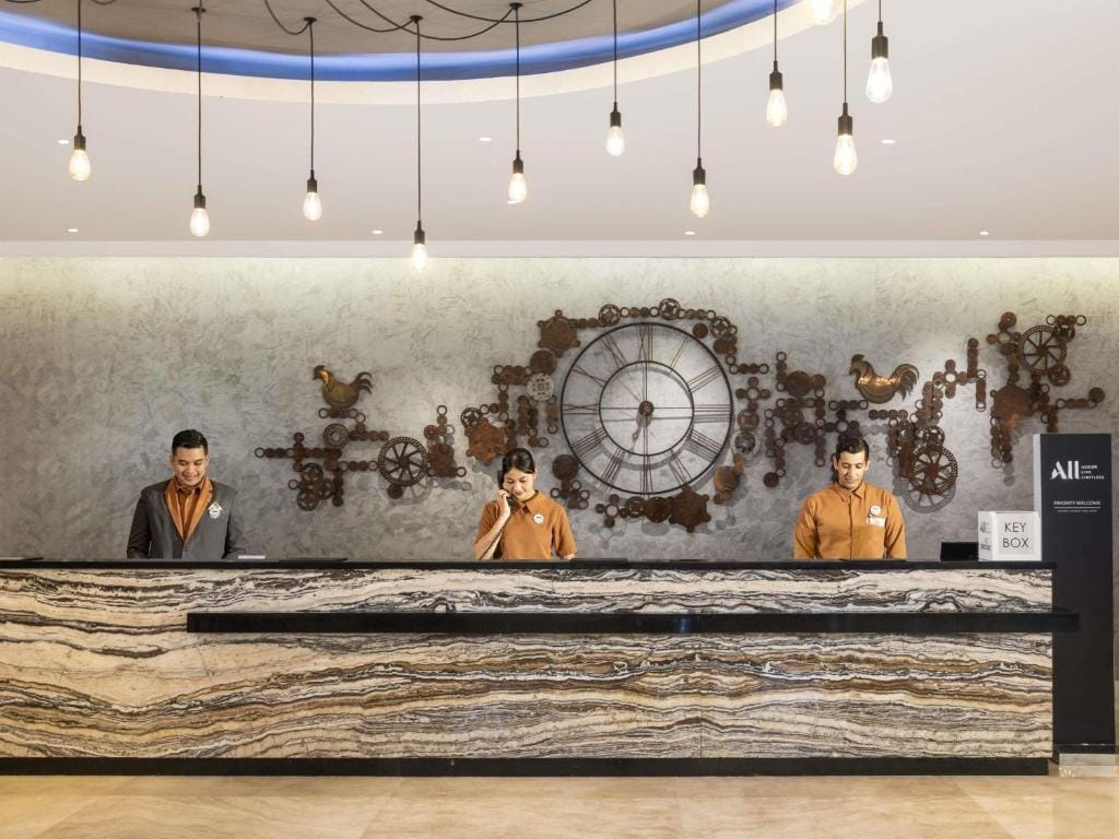 Mercure Jakarta Cikini — 5