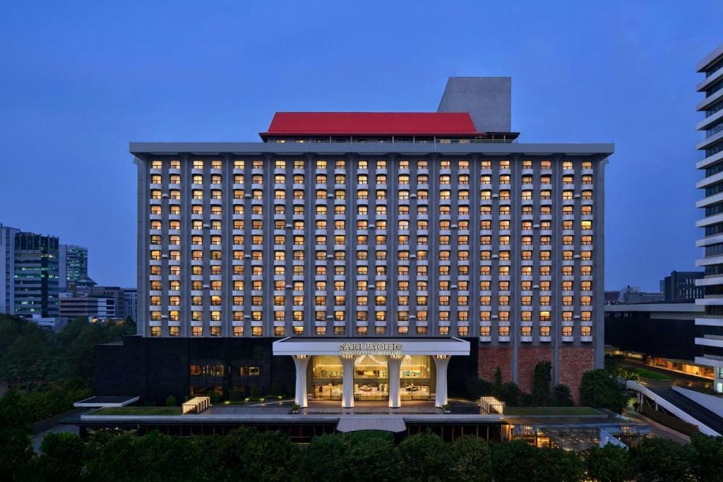 Sari Pacific Jakarta, Autograph Collection — 1